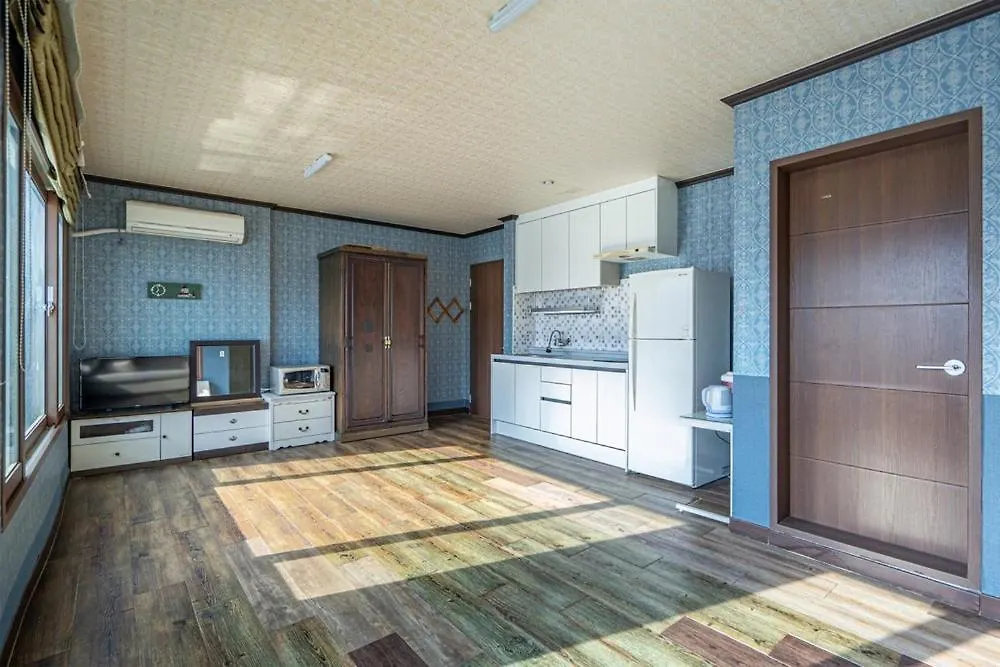 Ganghwado Pension Riverside Incheon
