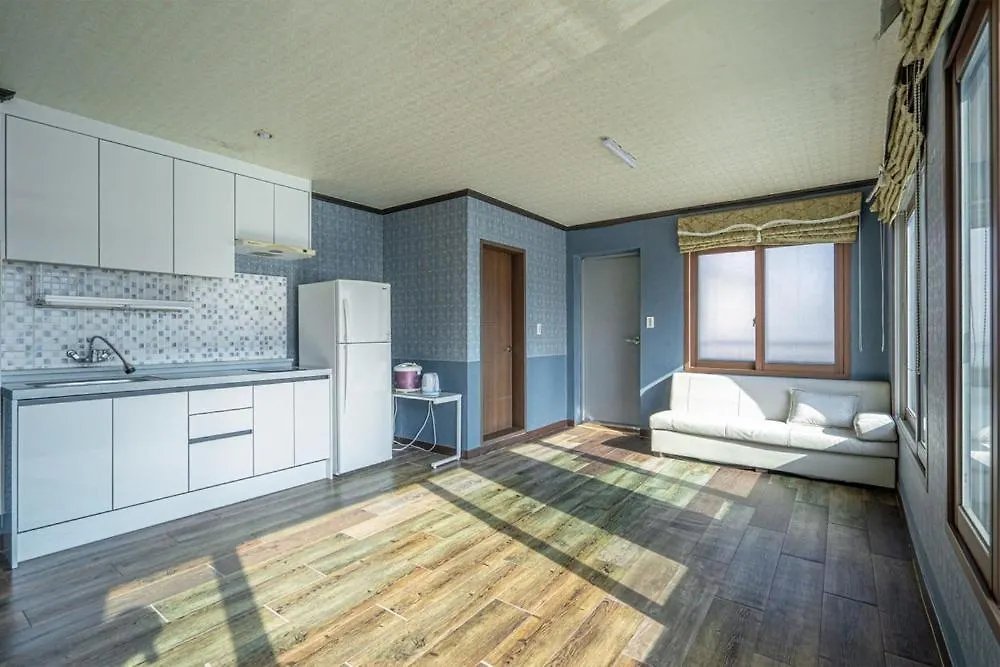 Ganghwado Pension Riverside インチョン広域市 3*,  韓国