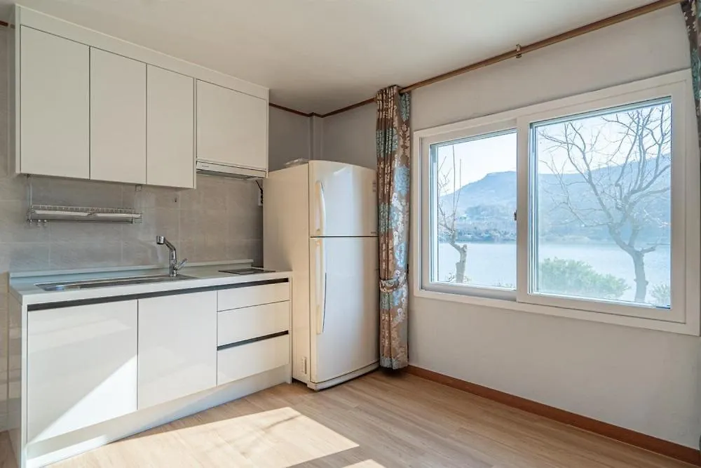 Ganghwado Pension Riverside Incheon